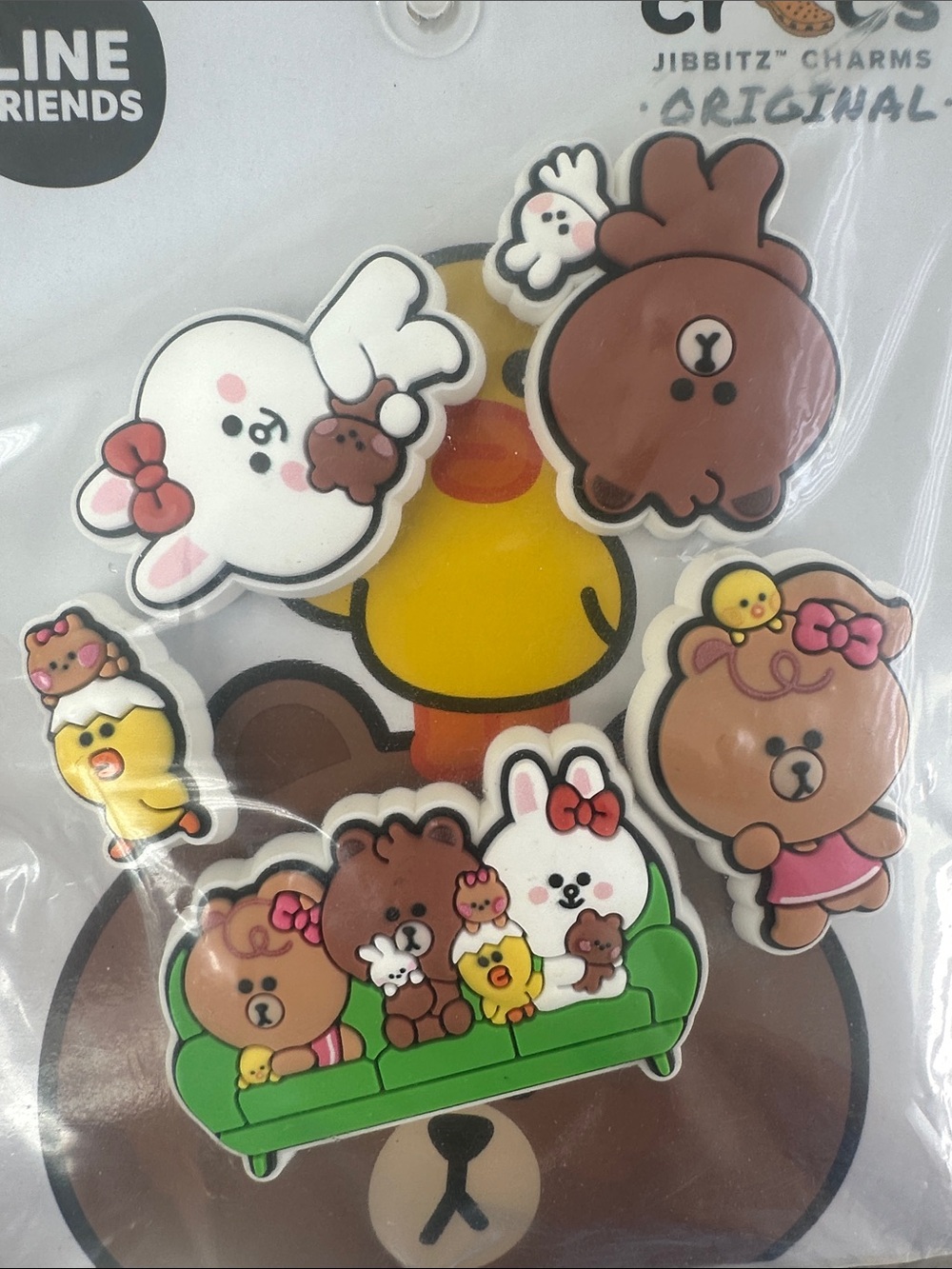 Crocs LINE FRIENDS x Crocs Brown & White Character Jibbitz Charm Pack - Picture 4 of 4